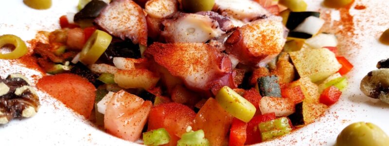 Ensalada de pulpo con verduras